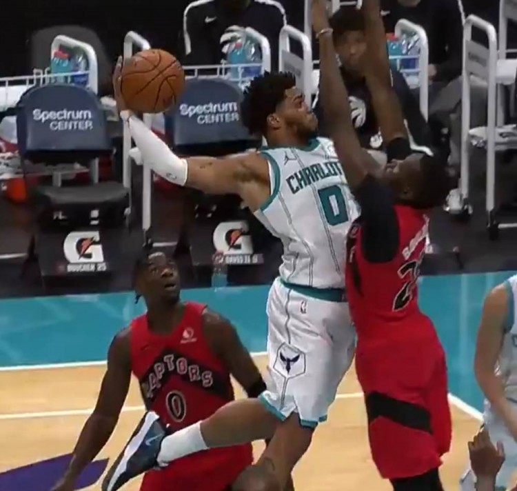 防线造成了 防线造成了