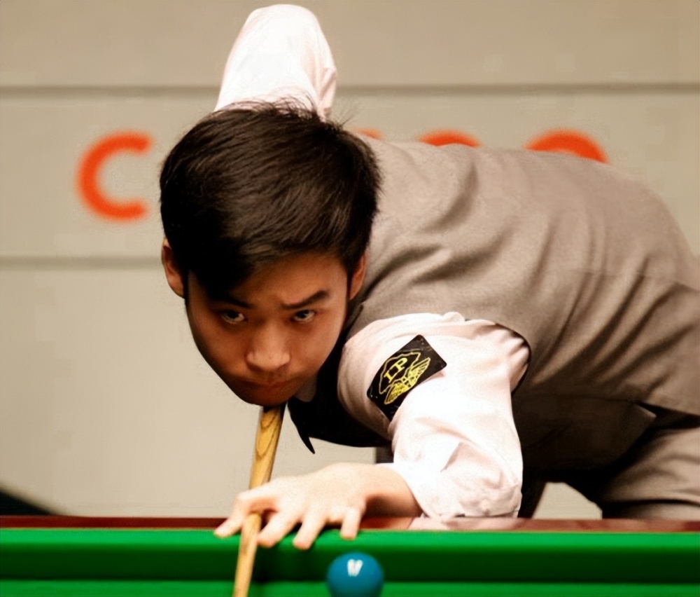 梅里尔以精 梅里尔以精